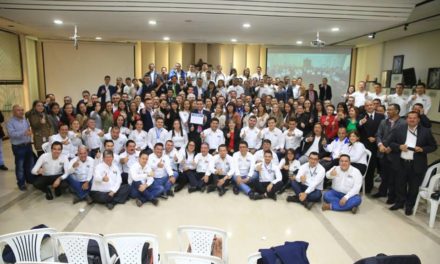 Empresas públicas de Cundinamarca, galardonada con Mención de Honor premio nacional de alta gerencia 2016 con el Programa Agua Vida y Saber.