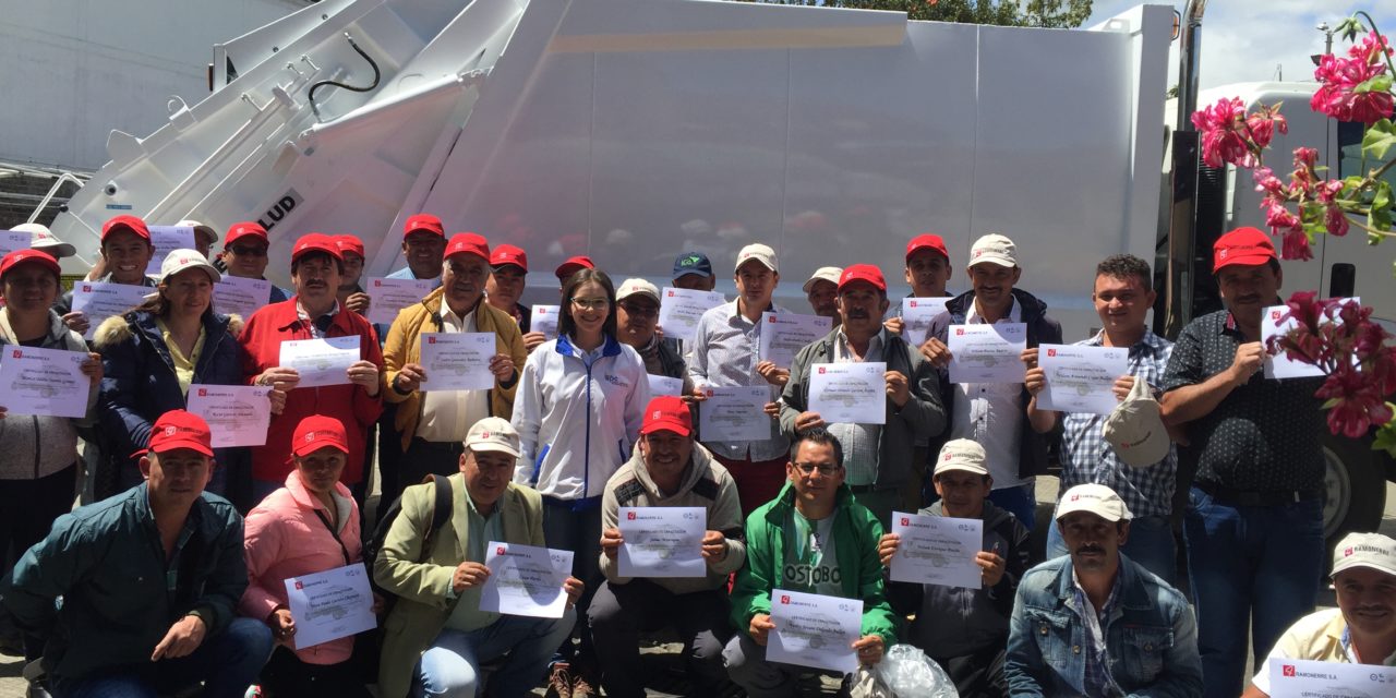 CAPACITACIÓN A OPERARIOS DE VEHÍCULOS  COMPACTADORES