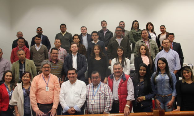 Capacitación para profesionales en el fortalecimiento institucional programa “Agua a la Vereda”.