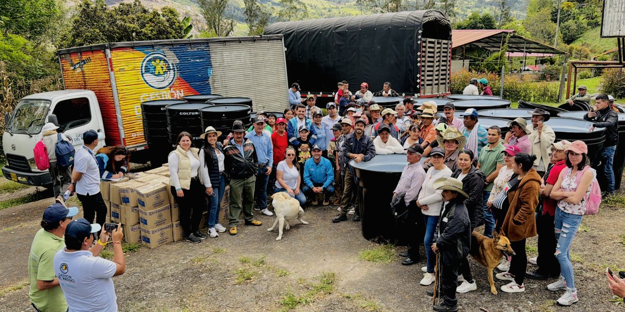 Chipaque recibe apoyo inmediato tras emergencia por remoción en masa